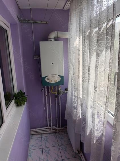 Apartament cu 3 camere în Viziru 1