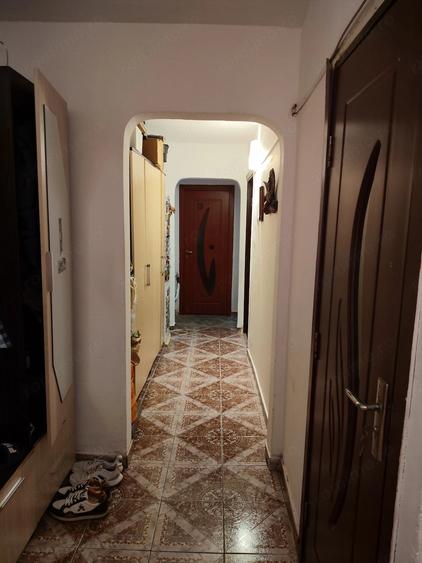 Apartament cu 3 camere decomandat în Fabric