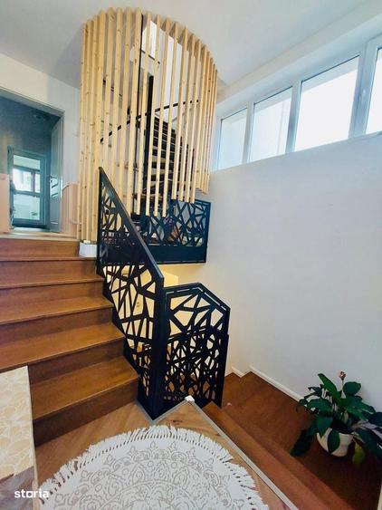 Casă cu 4 camere cu Teren 631 Mp în Fundeni