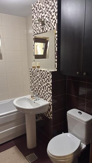 Apartament cu 2 camere decomandat în Exterior Vest