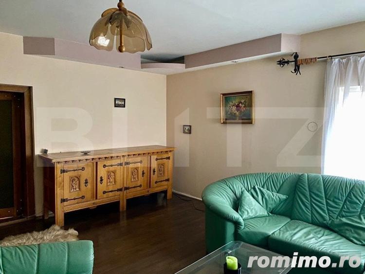 Casă cu 8 camere cu Teren 350 Mp în Rădăuți