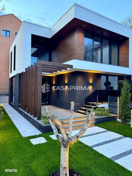 Apartament cu 4 camere în Copou