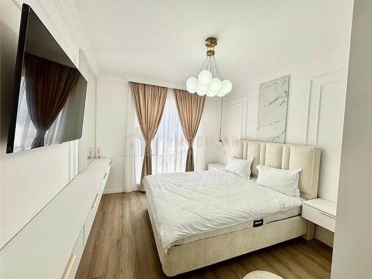 Apartament cu 3 camere în Independenței