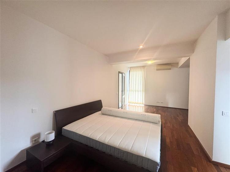 Apartament cu 3 camere decomandat, mobilat în Herăstrău