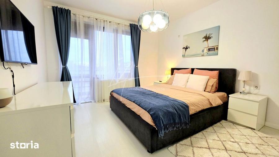 Apartament cu 3 camere, mobilat în Central