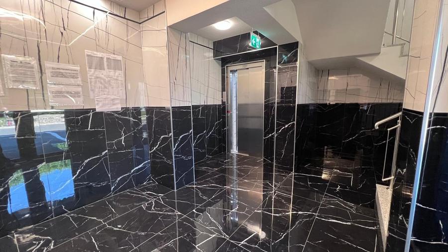 Apartament cu 2 camere decomandat în Prelungirea Ghencea