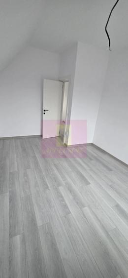 Vila de vanzare cu 4 camere in Brebu - 7