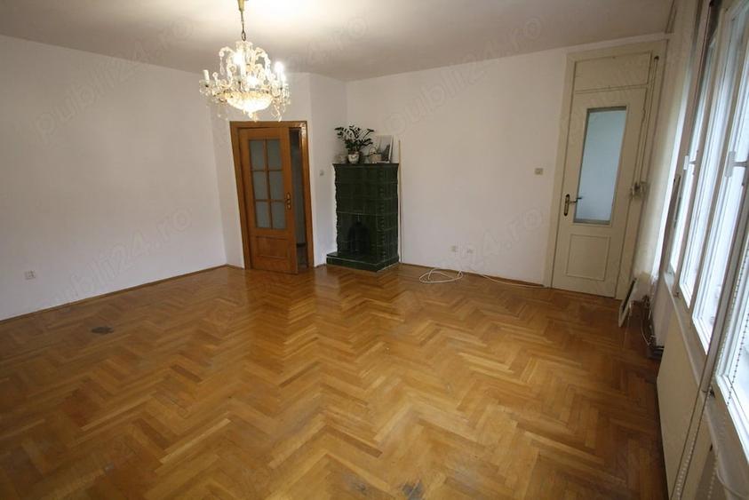 Apartament cu 2 camere decomandat în Soarelui