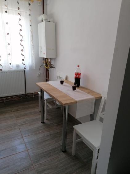 Garsonieră decomandată în Central