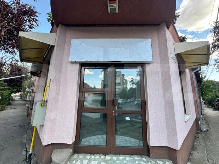 Spațiu comercial, de 75 mp, în Central