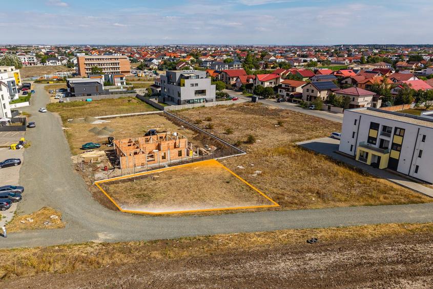 Teren Construcții intravilan de 600 mp, în Dumbrăvița