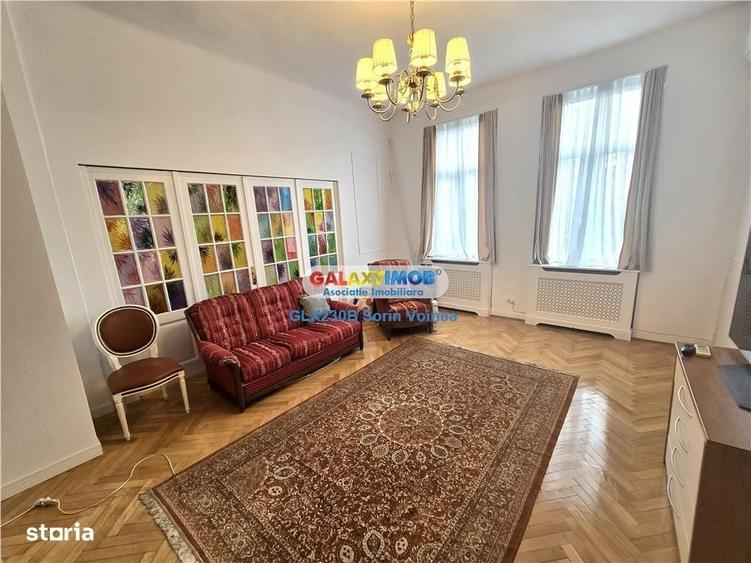 Apartament cu 4 camere în Unirii