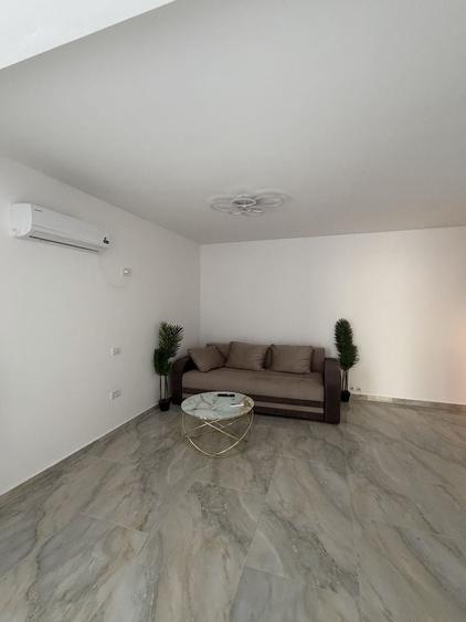 Apartament cu 2 camere decomandat în Năvodari Tabără