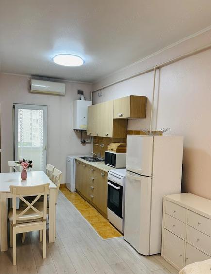 Apartament cu 2 camere semidecomandat în Iris