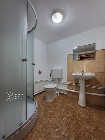 Casă cu 6 camere cu Canalizare în Căsoaia