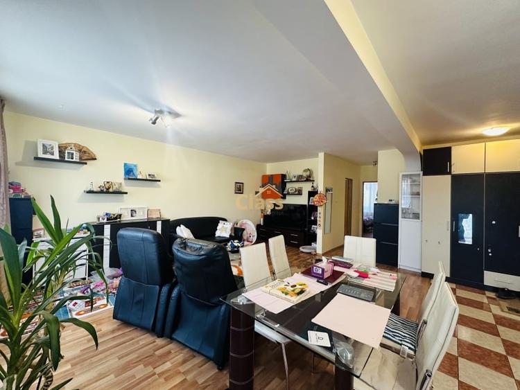 Apartament cu 2 camere semidecomandat, mobilat în Mănăștur
