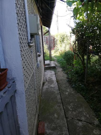 Casă cu 5 camere cu Teren 2146 Mp în Bărcănești