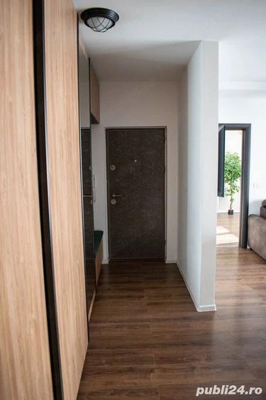 Apartament cu 3 camere decomandat în Dumbrăvița