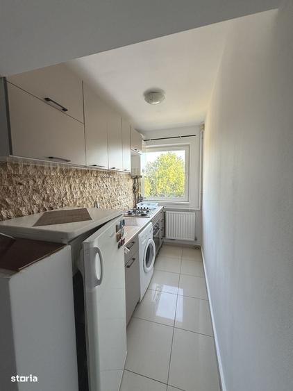 Apartament renovat, 2 camere, 43 mp utili, etaj 4/5 - Girocului - 6