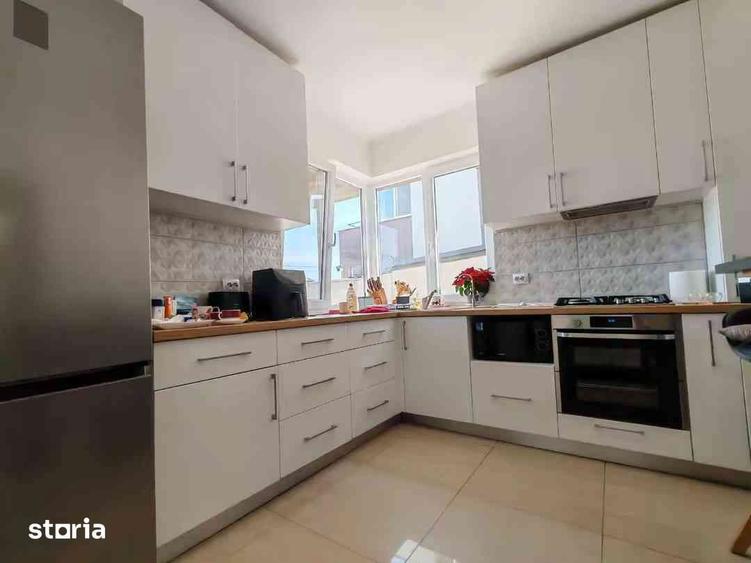 Casă cu 5 camere cu Teren 390 Mp în Central