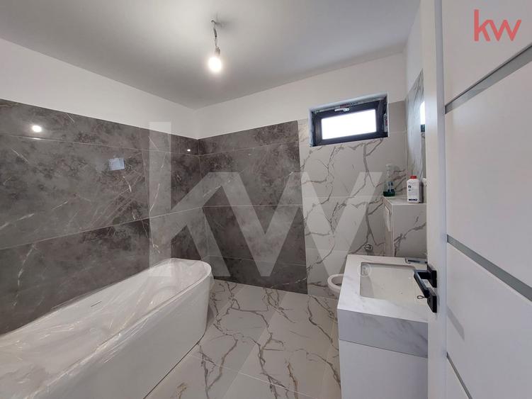 Casă individuală cu 5 camere cu Canalizare în Exterior Est
