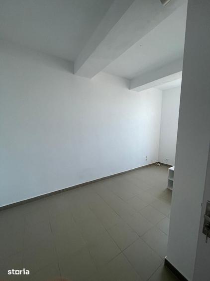Spațiu comercial, de 60 mp, în Țuglui