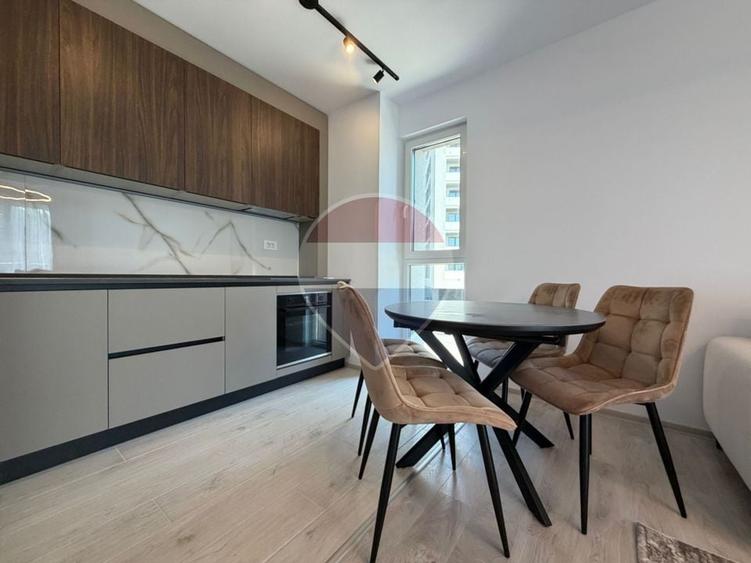 Apartament cu 2 camere, mobilat în Aradului