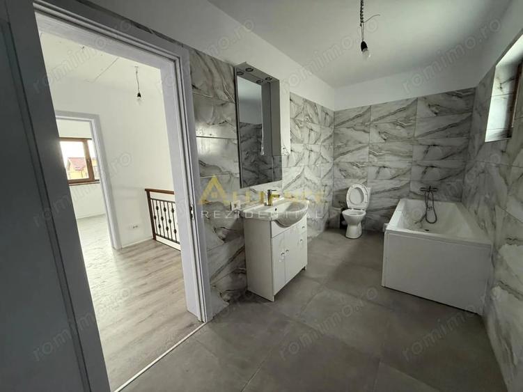 Casă cu 4 camere cu Teren 320 Mp în Berceni
