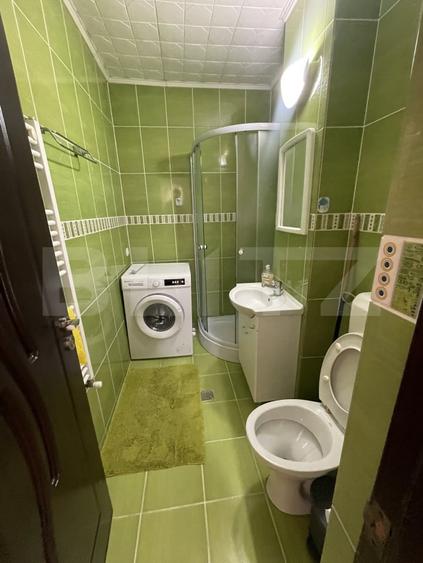 Apartament cu 3 camere decomandat, mobilat în Central