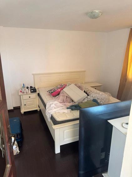 Casă cu 3 camere cu Teren 2800 Mp în Lelești