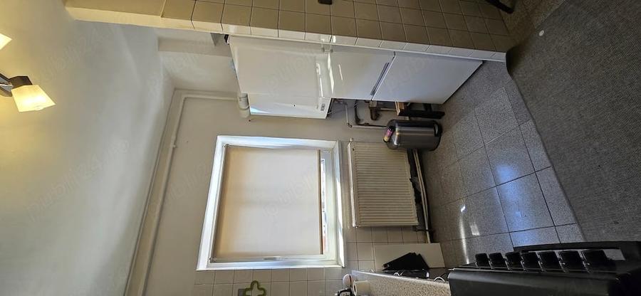 Apartament cu 4 camere decomandat în 9 Mai
