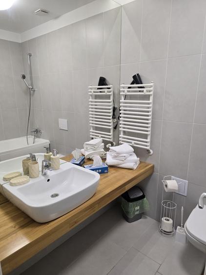 Apartament cu 2 camere semidecomandat în Pantelimon