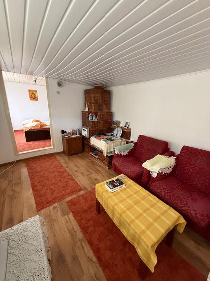 Casă cu 4 camere în Racovițeni