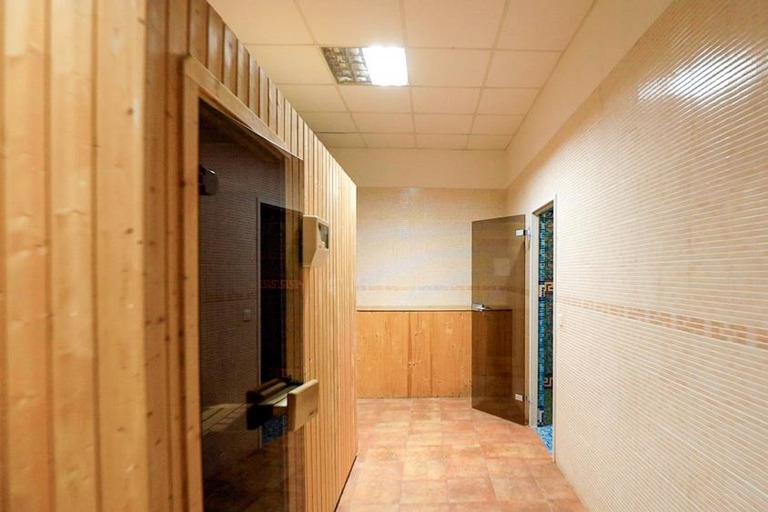 Apartament cu 2 camere semidecomandat, mobilat în Clăbucet