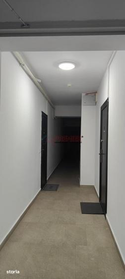 Apartament cu 3 camere în Olteniței