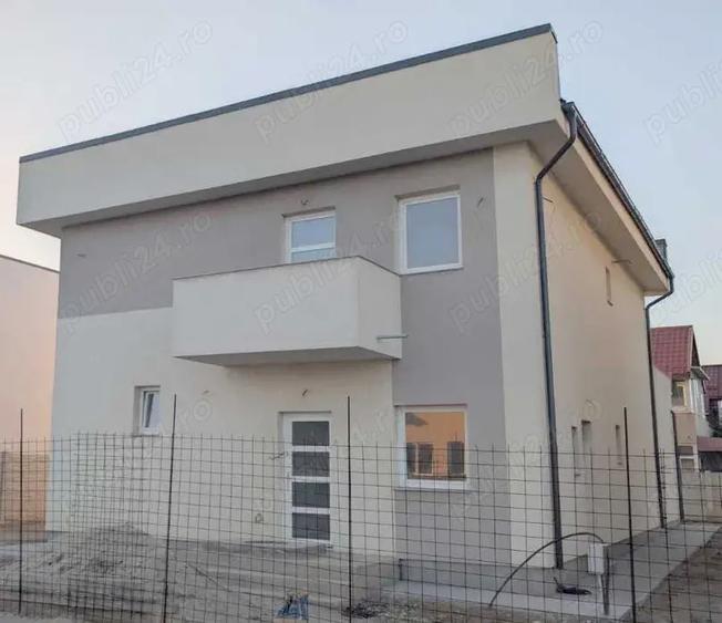 Casă cu Teren 390 Mp în Bariera Vâlcii