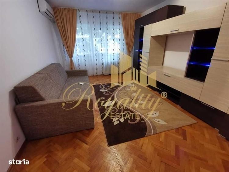 Apartament cu 2 camere decomandat în Soarelui