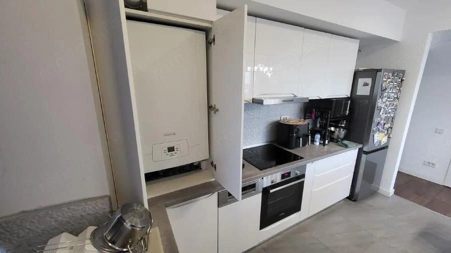 Apartament cu 3 camere decomandat în Banu Manta