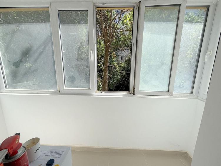 Apartament cu 2 camere decomandat, mobilat în Lacul Tei