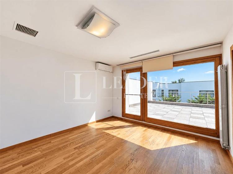 Casă individuală cu 5 camere cu Piscina în Pipera