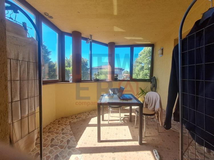 Casă individuală cu 7 camere cu Piscina în Popești-Leordeni