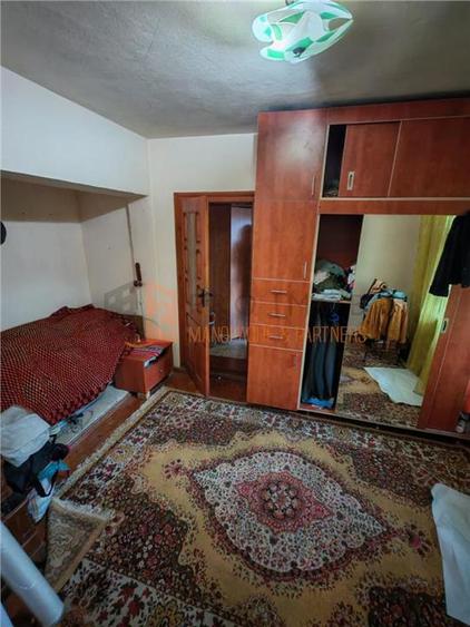 Casă individuală cu 13 camere cu Teren 1063 Mp în Vintilă Vodă