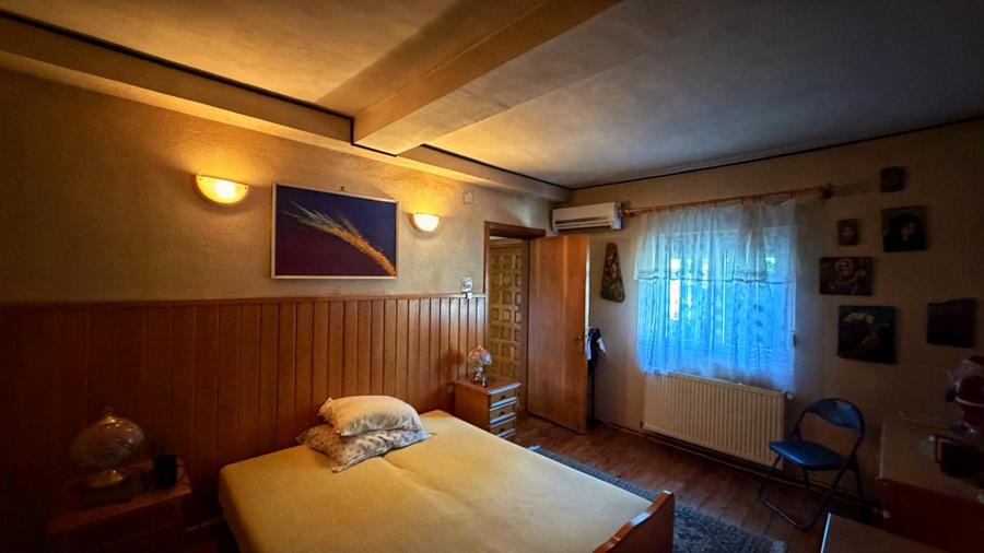 Casă individuală cu 5 camere cu Canalizare în Ștefănești