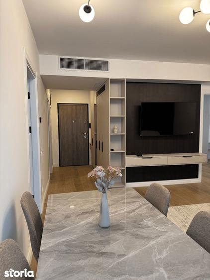 Apartament cu 3 camere, mobilat în Central