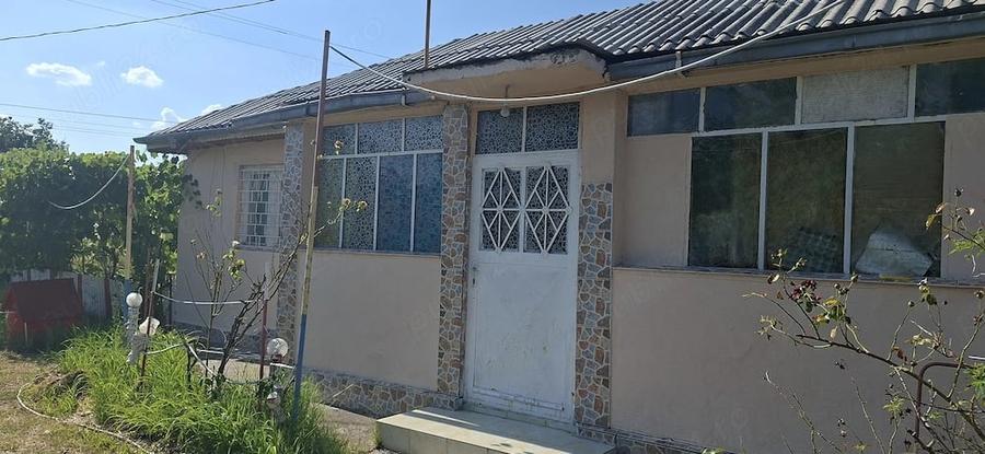 Casă cu Teren 10670 Mp în Chilia