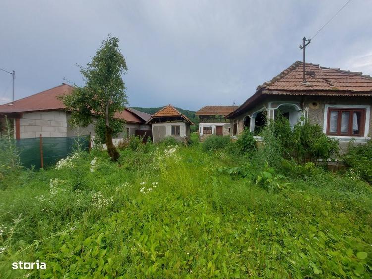 Casă cu 2 camere în Cândești