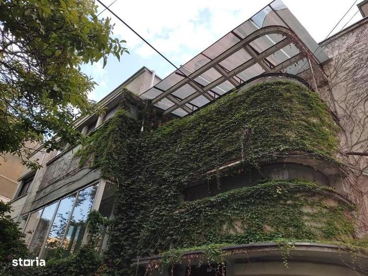 Apartament cu 3 camere semidecomandat în Libertății