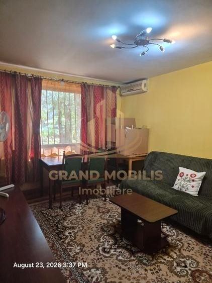 Apartament cu 2 camere decomandat, mobilat în Eroii Revoluției