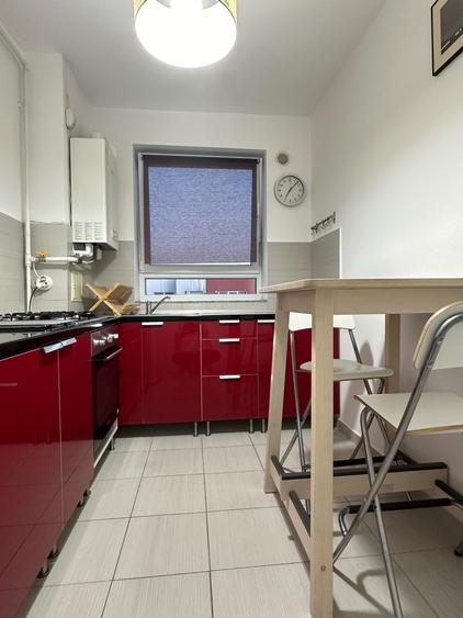 Inchiriez apartament 2 camere - 2