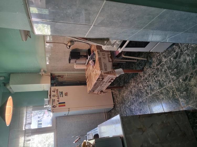 Vand 2 camere strada Saturn